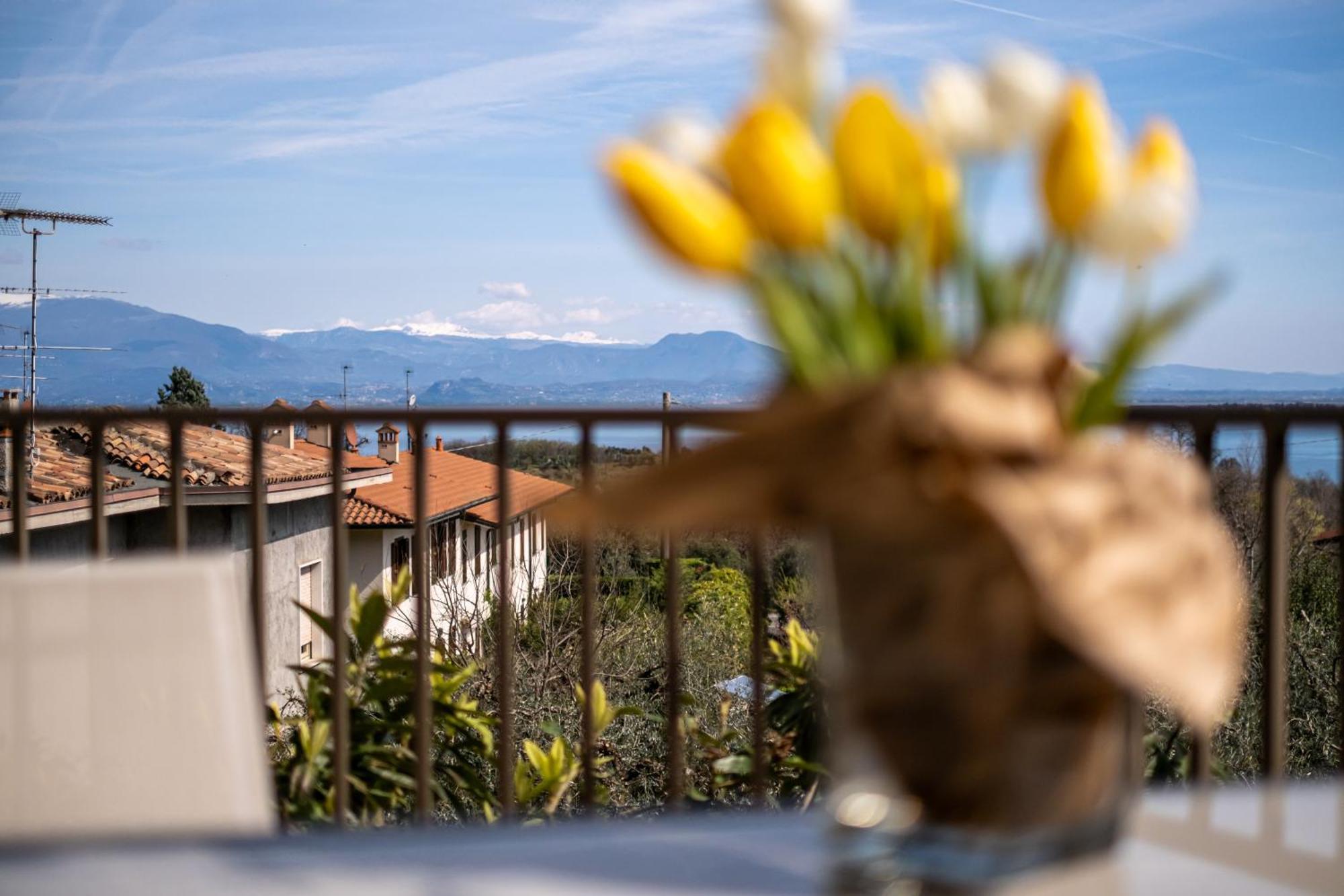 Il Lago Dei Sogni - Stupenda Vista Lago E Colline Barcuzzi Buitenkant foto