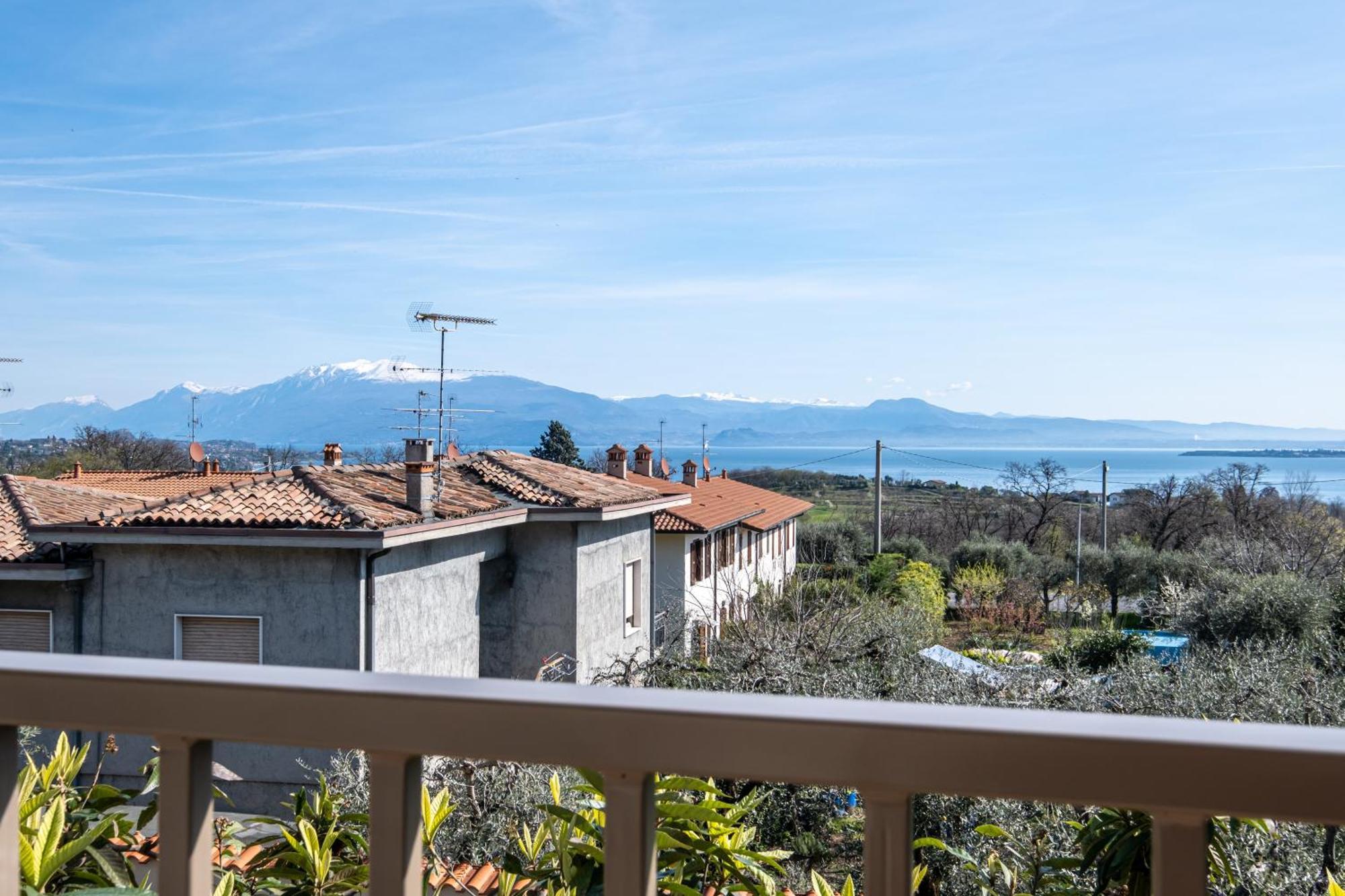 Il Lago Dei Sogni - Stupenda Vista Lago E Colline Barcuzzi Buitenkant foto